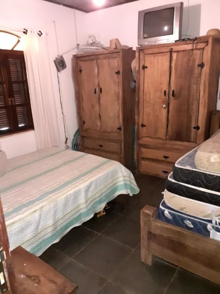 Chácara à venda com 3 quartos, 2342m² - Foto 4