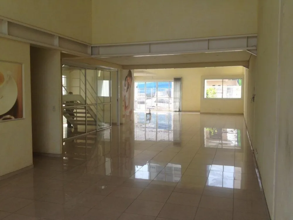 Sobrado, 1 quarto, 533 m² - Foto 10