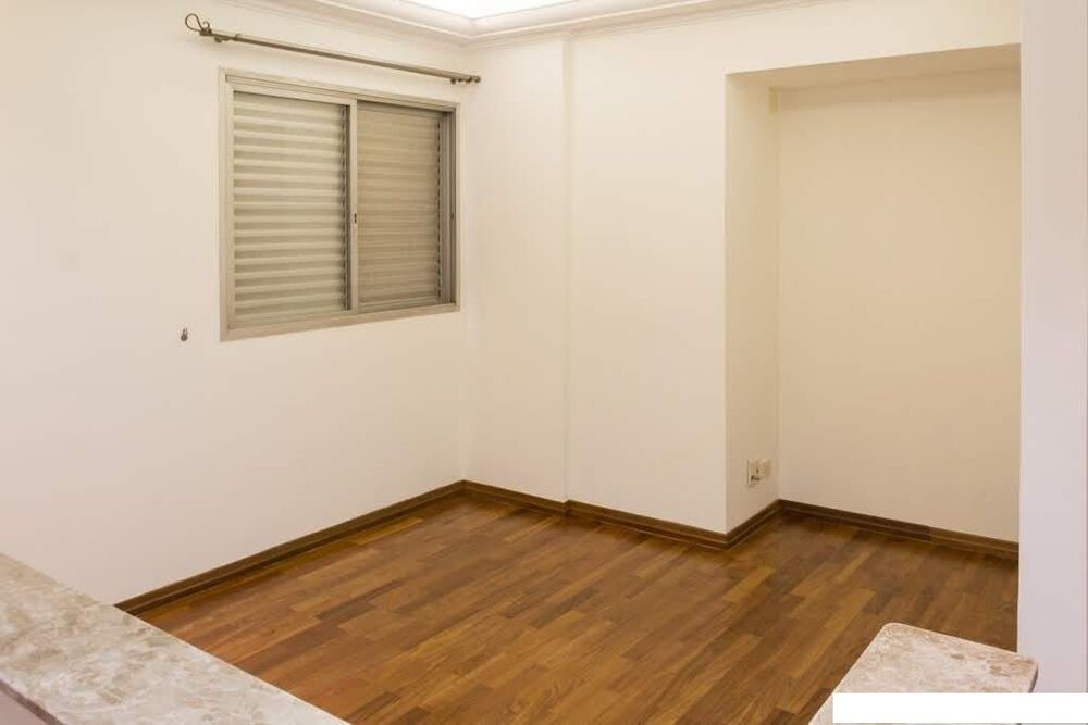 Apartamento à venda com 3 quartos, 117m² - Foto 4