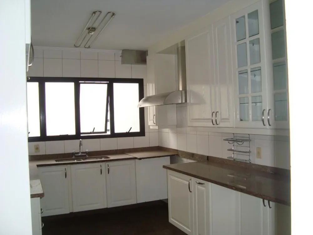 Apartamento, 4 quartos, 326 m² - Foto 1