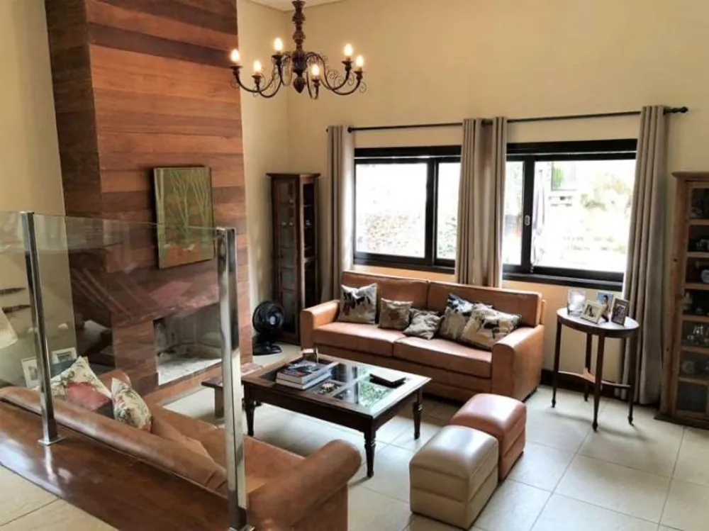 Sobrado, 3 quartos, 330 m² - Foto 1