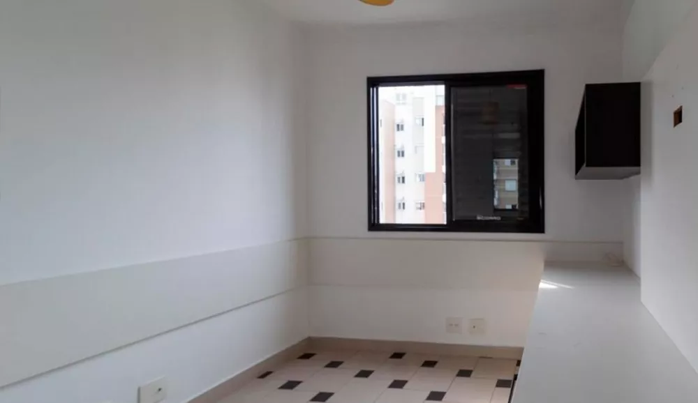 Cobertura à venda com 4 quartos, 220m² - Foto 2