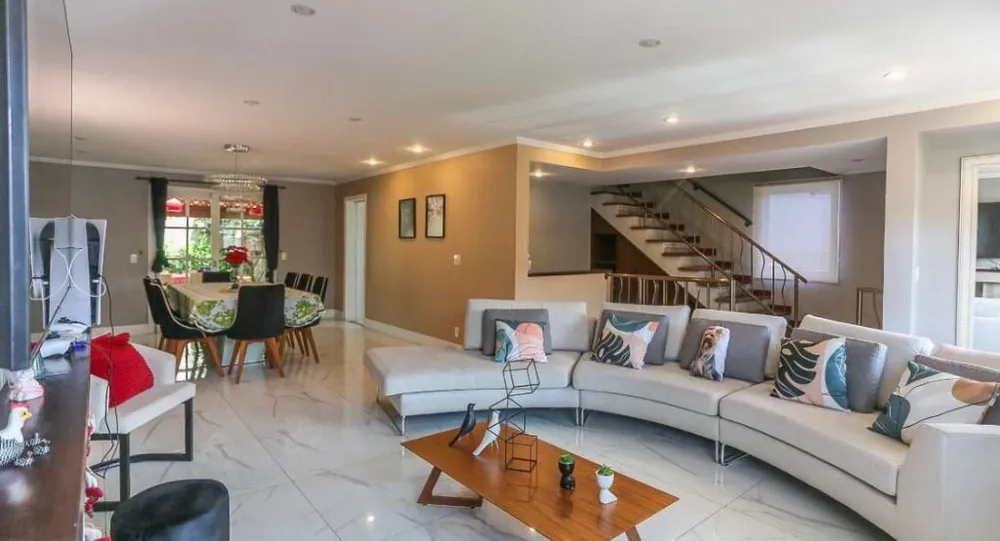Sobrado, 4 quartos, 415 m² - Foto 1
