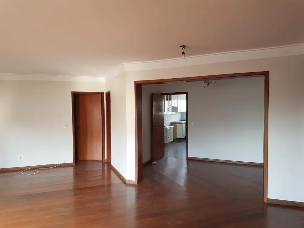 Apartamento, 3 quartos, 161 m² - Foto 1