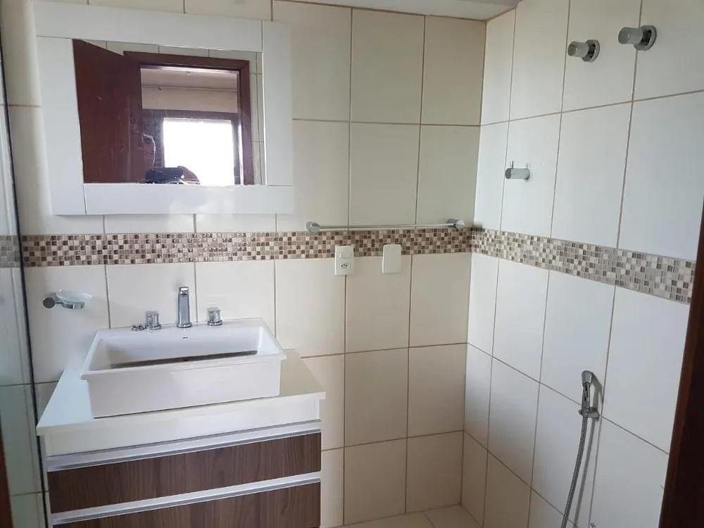 Apartamento, 3 quartos, 161 m² - Foto 2