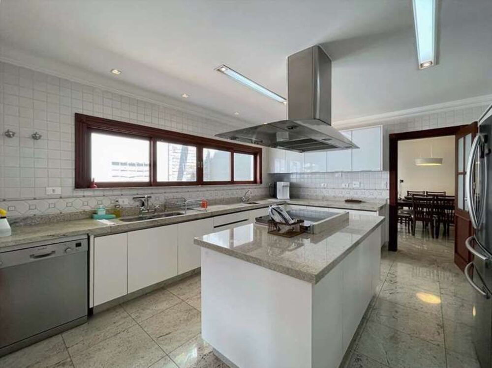 Sobrado, 5 quartos, 752 m² - Foto 9