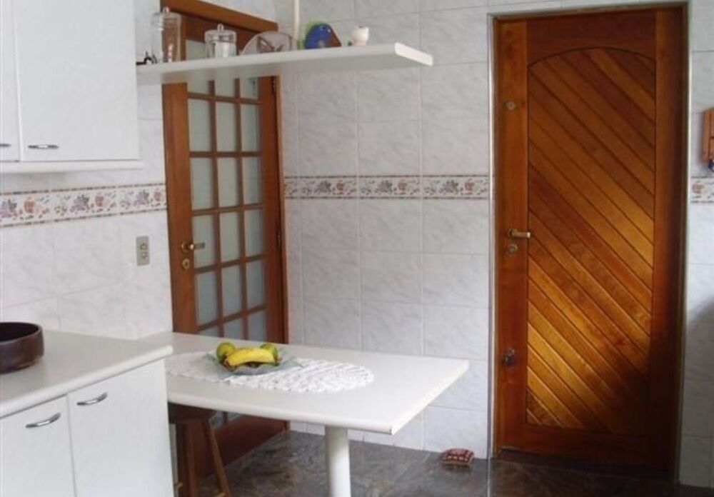 Casa, 3 quartos, 220 m² - Foto 1