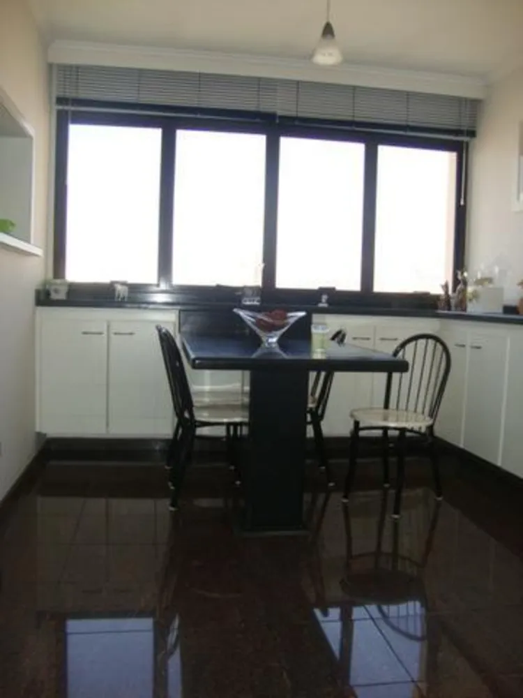 Apartamento, 4 quartos, 260 m² - Foto 12