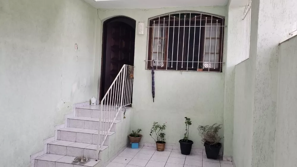 Sobrado à venda com 3 quartos, 150m² - Foto 1