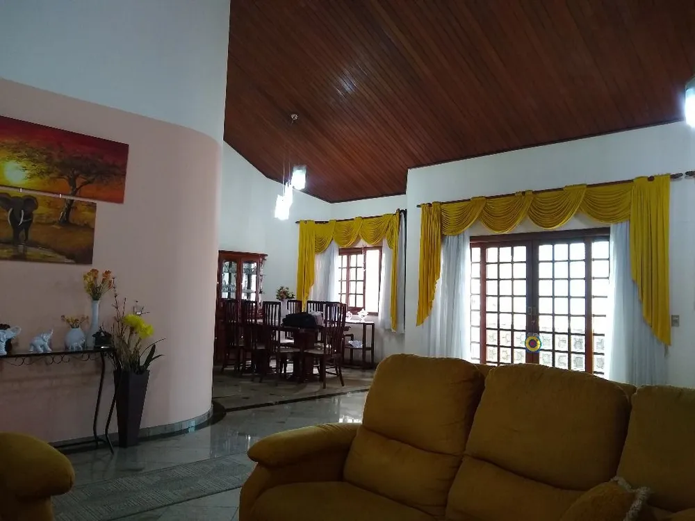 Sobrado, 4 quartos, 319 m² - Foto 2