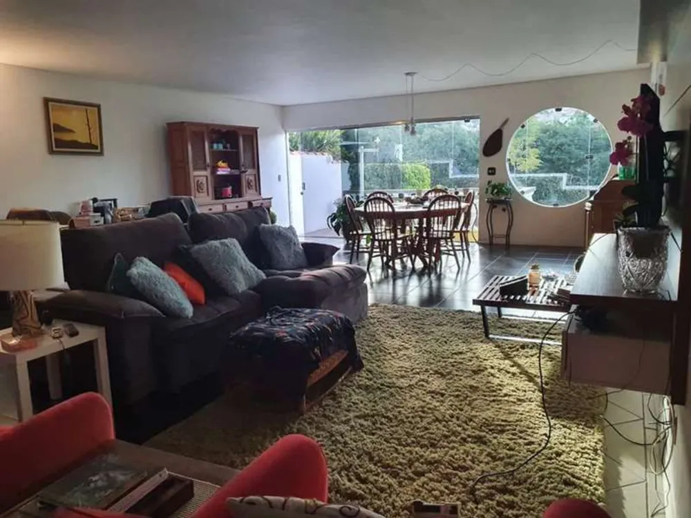 Sobrado, 3 quartos, 320 m² - Foto 1