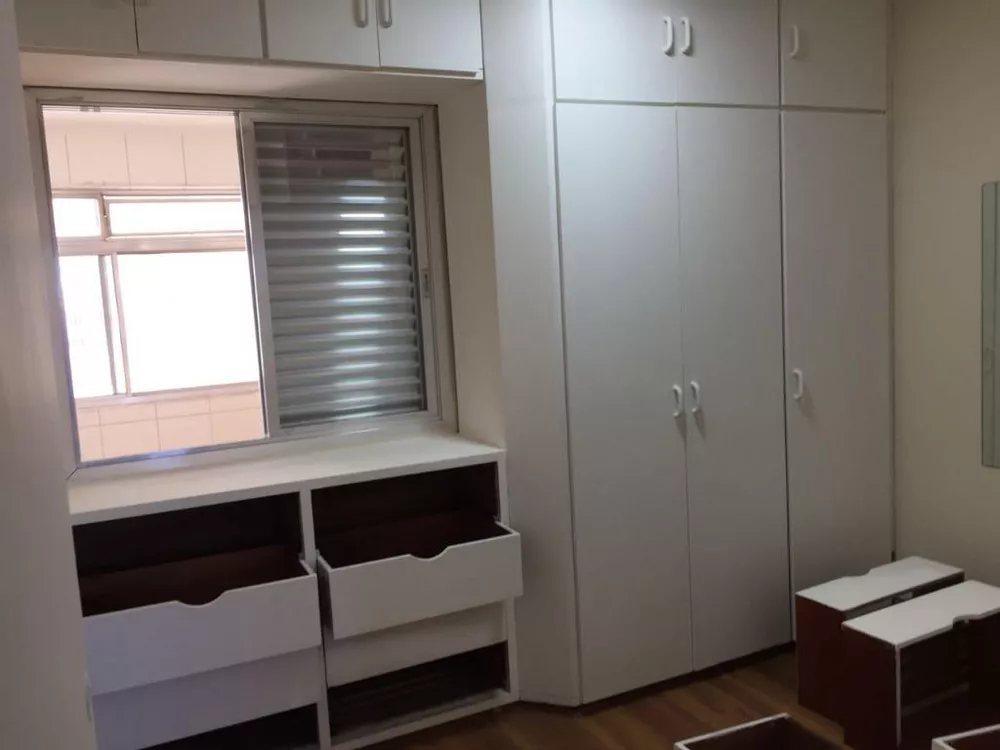 Apartamento à venda com 3 quartos, 97m² - Foto 7