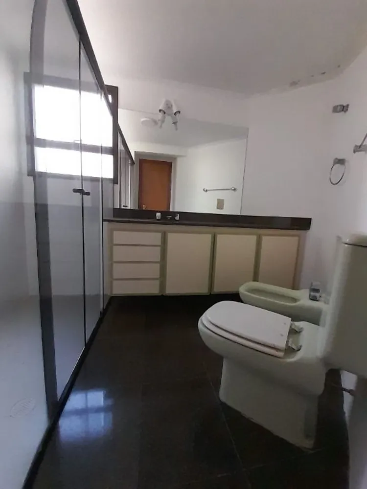 Apartamento, 3 quartos, 160 m² - Foto 2