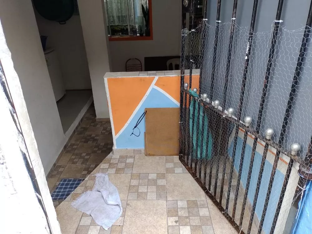 Casa, 6 quartos, 250 m² - Foto 1