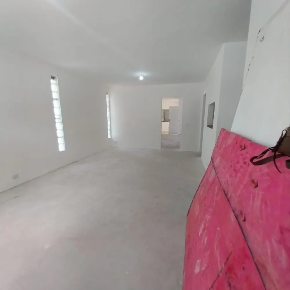 Casa, 6 quartos, 219 m² - Foto 3