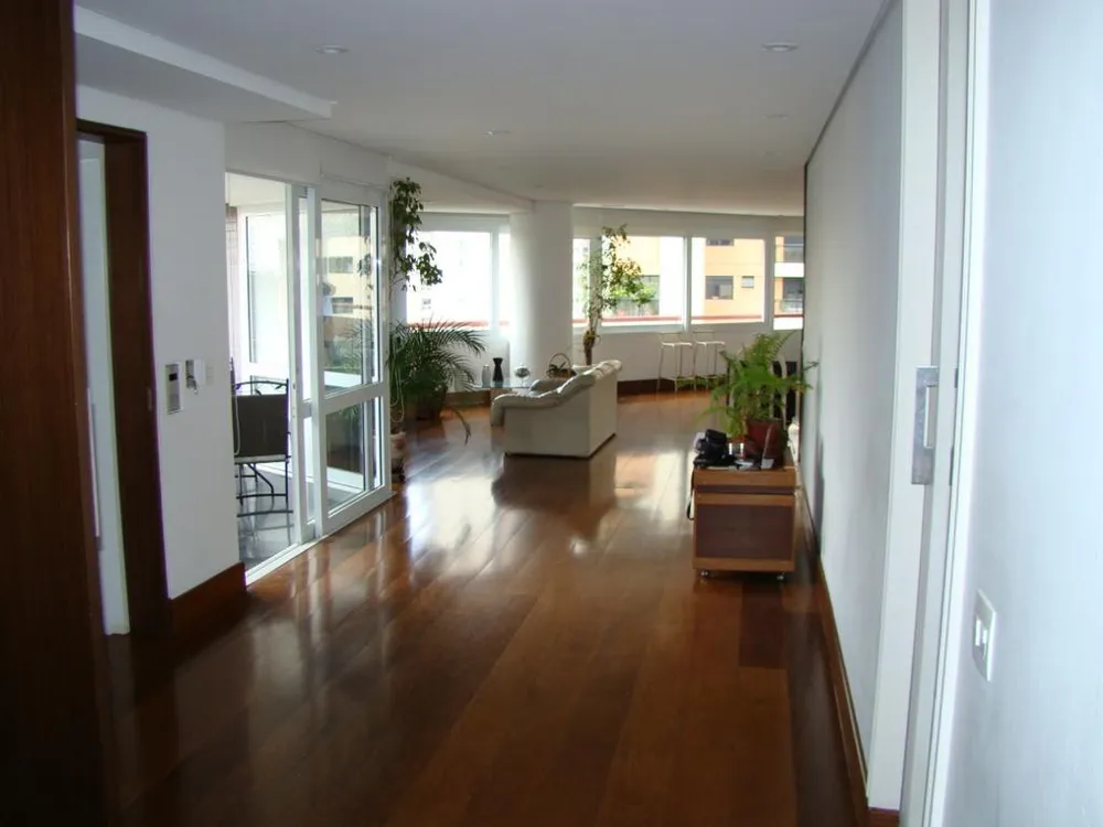 Apartamento, 3 quartos, 220 m² - Foto 3
