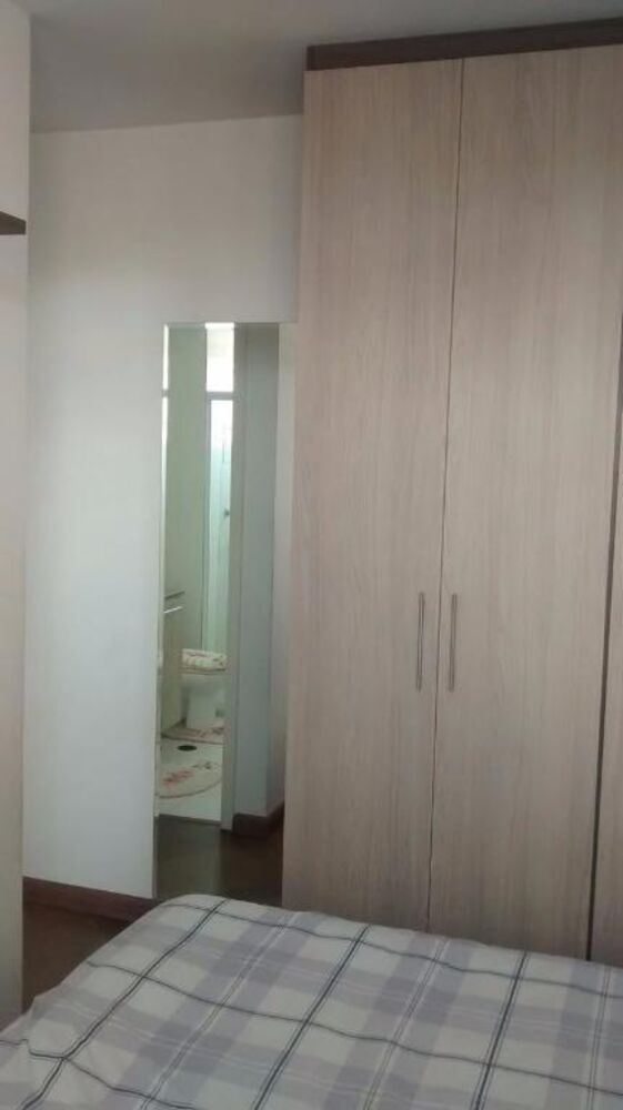 Apartamento à venda com 2 quartos, 64m² - Foto 4