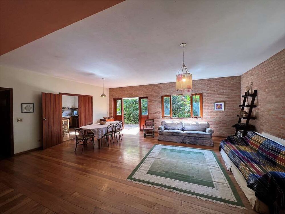 Sobrado, 3 quartos, 369 m² - Foto 1