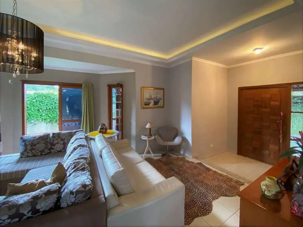 Sobrado, 4 quartos, 362 m² - Foto 1