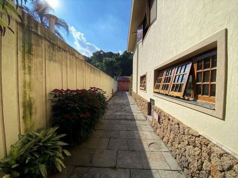 Sobrado, 4 quartos, 304 m² - Foto 4