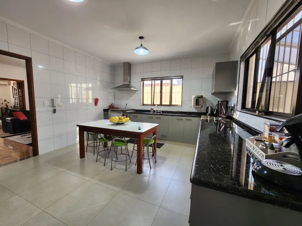 Sobrado, 4 quartos, 310 m² - Foto 10
