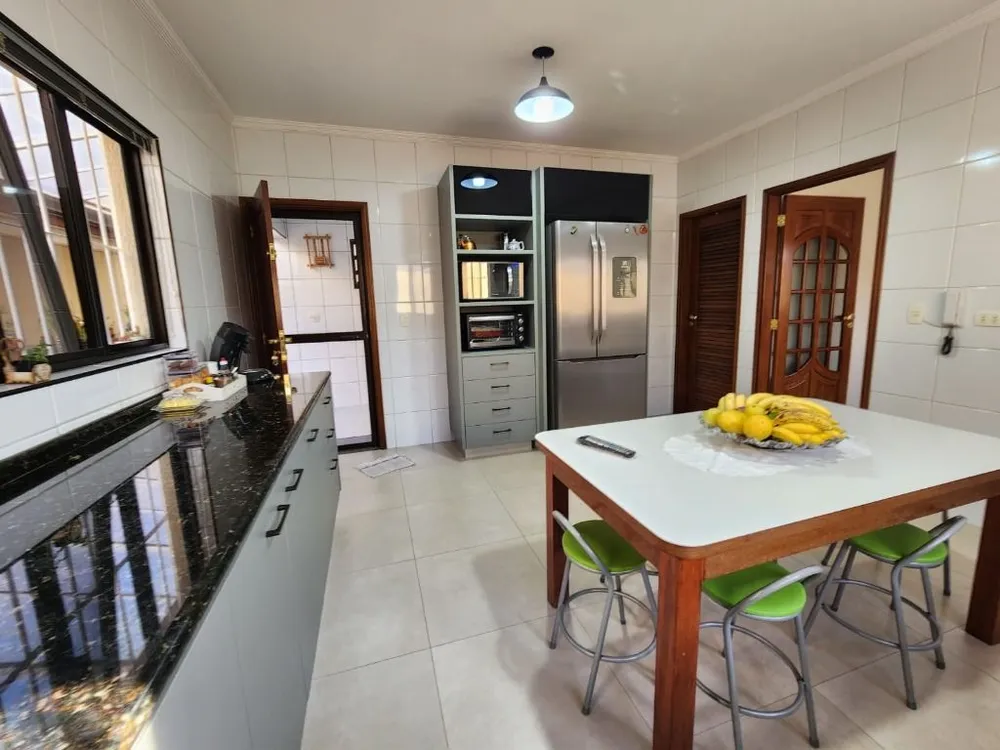 Sobrado, 4 quartos, 310 m² - Foto 8