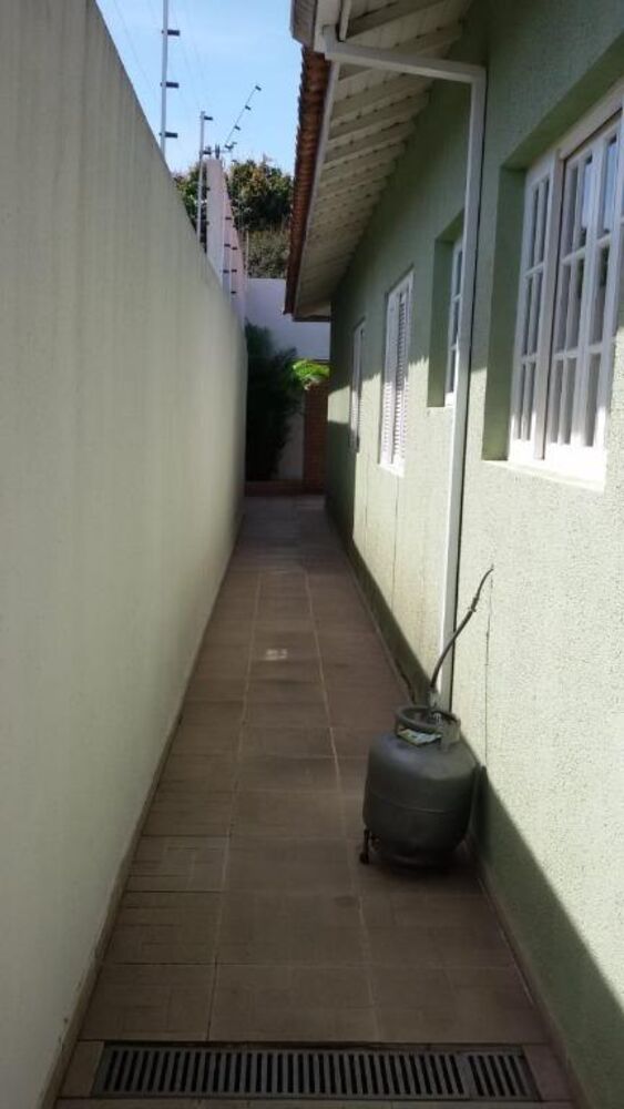 Casa à venda com 3 quartos, 103m² - Foto 2