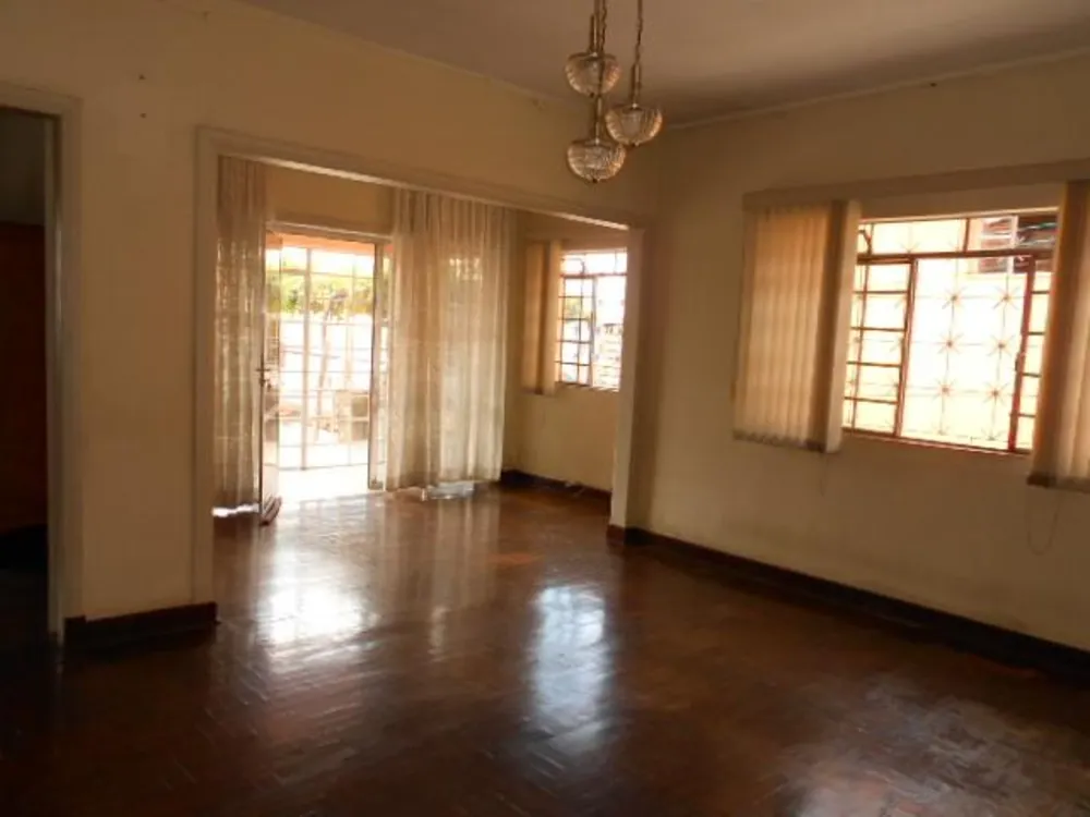 Casa, 3 quartos, 143 m² - Foto 1