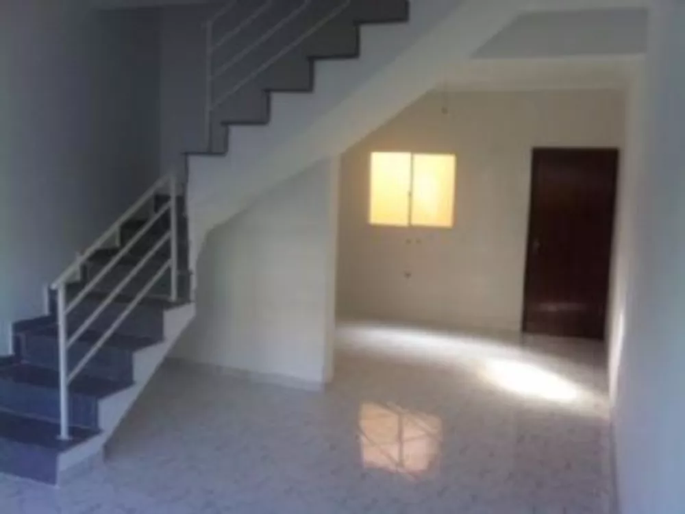 Casa, 2 quartos, 70 m² - Foto 2