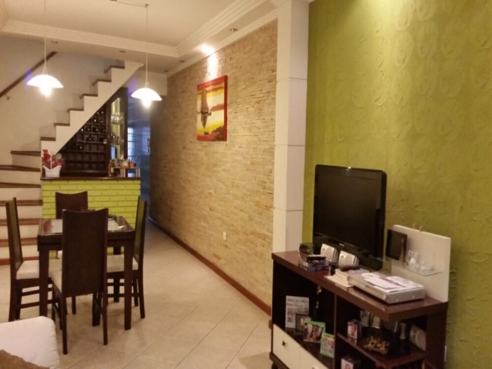 Casa à venda e aluguel com 3 quartos, 136m² - Foto 4