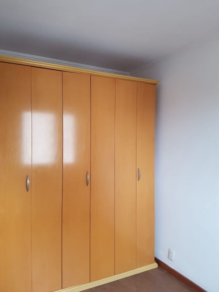 Apartamento para alugar com 3 quartos, 76m² - Foto 4
