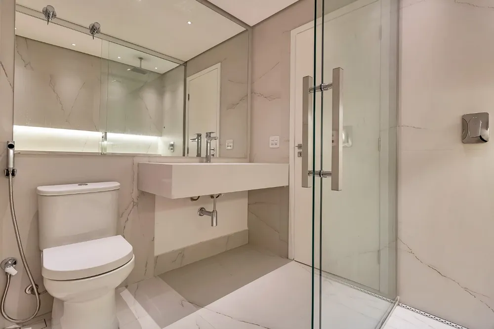 Apartamento, 3 quartos, 213 m² - Foto 1