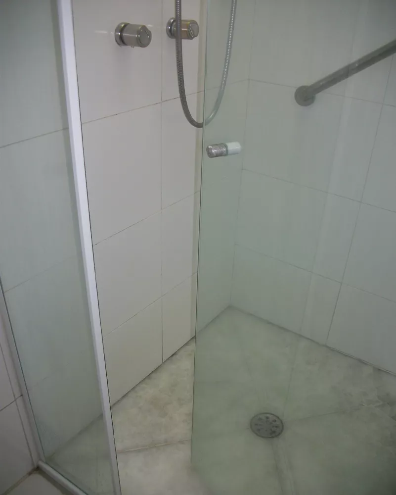 Apartamento para alugar com 2 quartos, 70m² - Foto 25