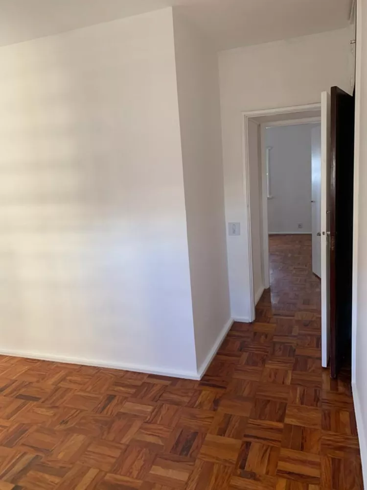 Apartamento para alugar com 3 quartos, 155m² - Foto 4