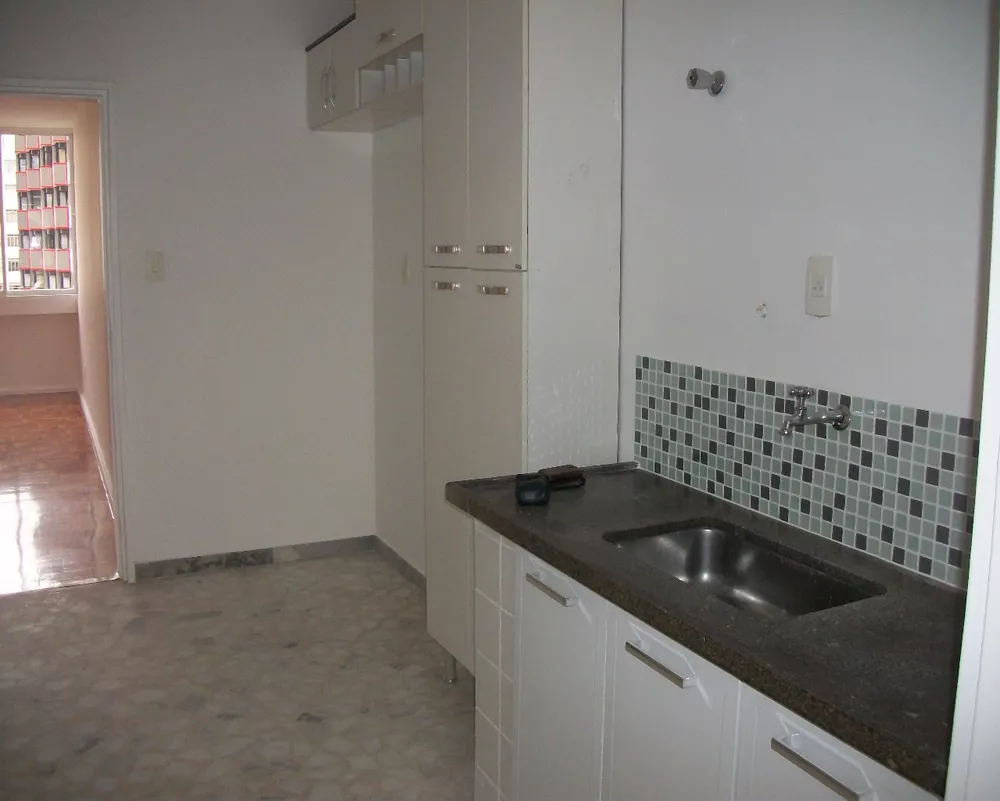 Apartamento para alugar com 3 quartos, 135m² - Foto 8