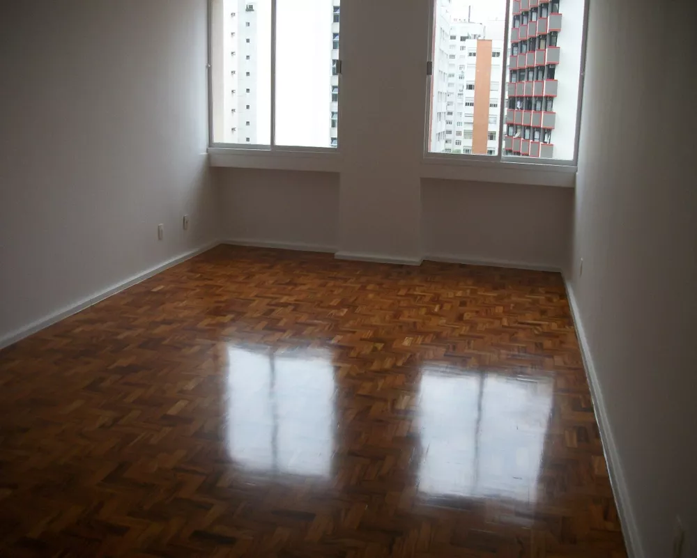 Apartamento para alugar com 3 quartos, 135m² - Foto 1