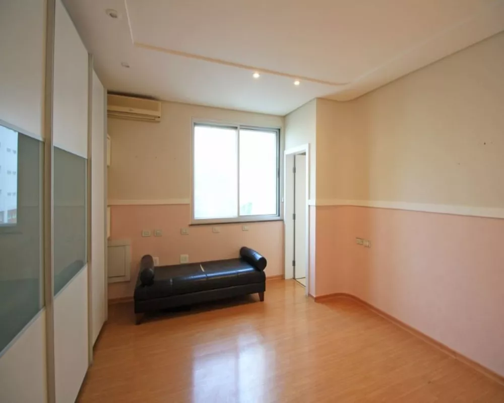 Apartamento à venda com 4 quartos, 307m² - Foto 3