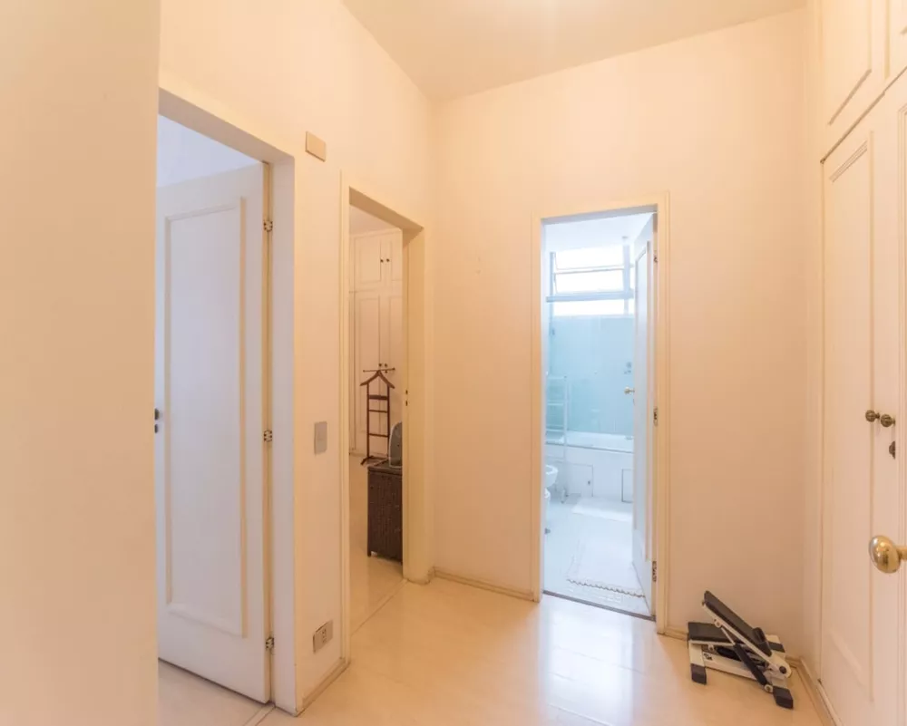 Apartamento à venda com 4 quartos, 322m² - Foto 9