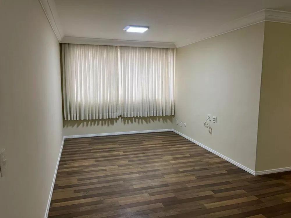 Apartamento à venda com 3 quartos, 104m² - Foto 1