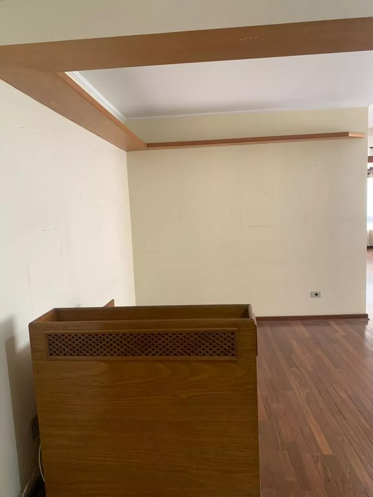 Apartamento à venda com 3 quartos, 189m² - Foto 4