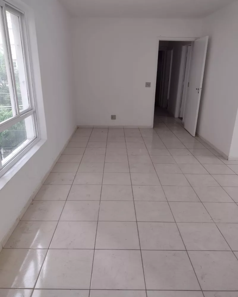 Apartamento para alugar com 3 quartos, 157m² - Foto 2