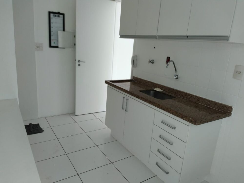 Apartamento para alugar com 2 quartos, 89m² - Foto 4