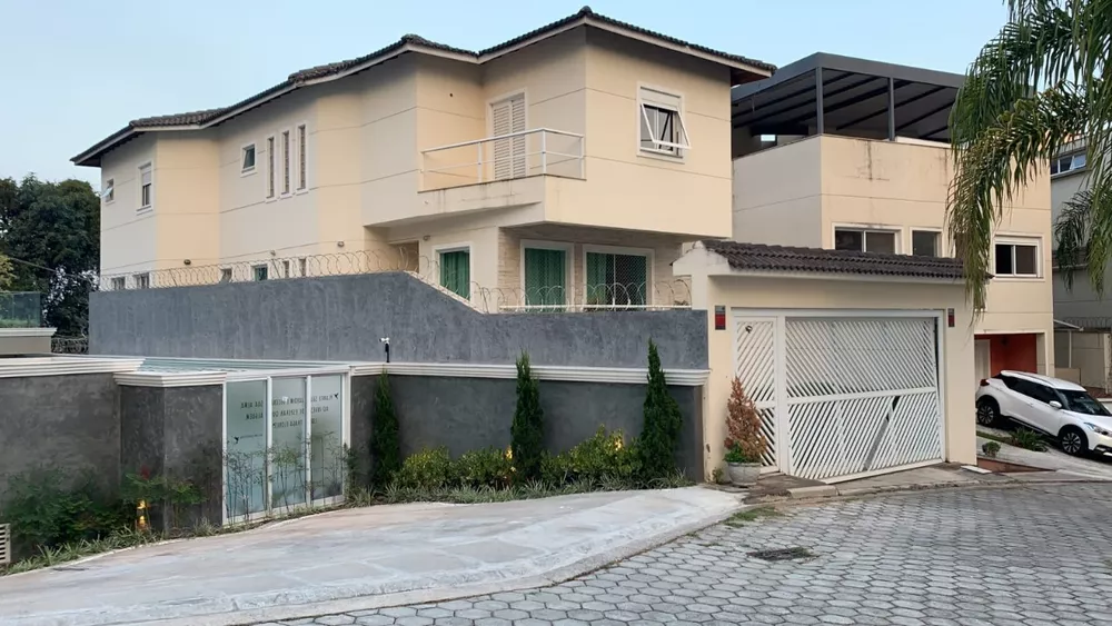 Casa de Condomínio à venda com 4 quartos, 311m² - Foto 4