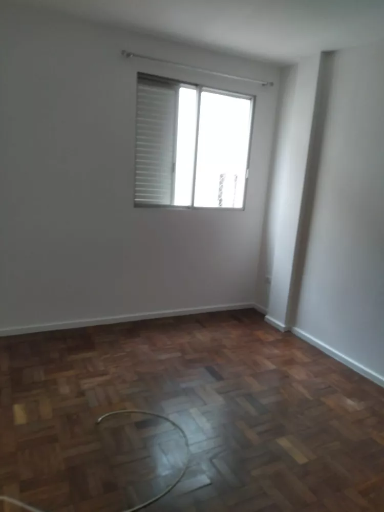 Apartamento para alugar com 2 quartos, 70m² - Foto 4