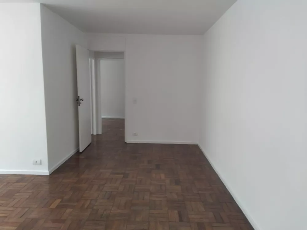 Apartamento para alugar com 2 quartos, 70m² - Foto 2