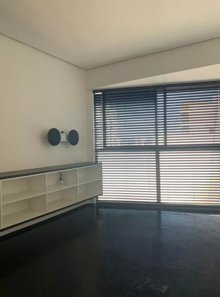 Apartamento para alugar com 1 quarto, 50m² - Foto 2