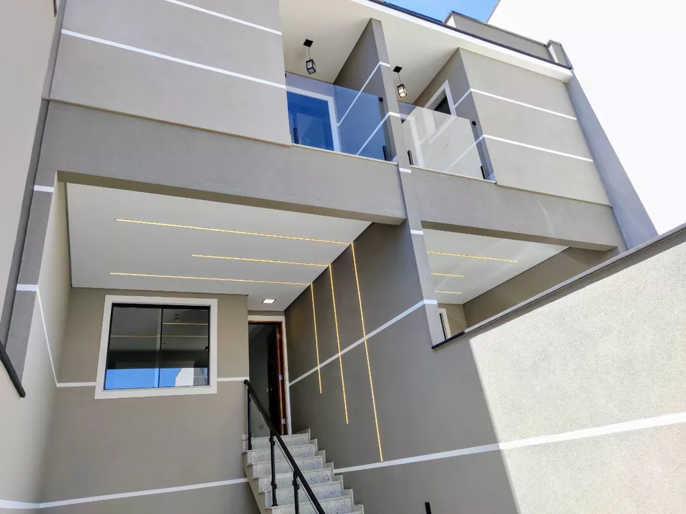 Sobrado à venda com 3 quartos, 125m² - Foto 1