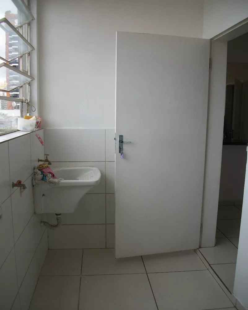 Apartamento para alugar com 3 quartos, 100m² - Foto 3