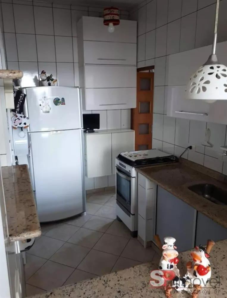 Apartamento à venda com 2 quartos, 70m² - Foto 8