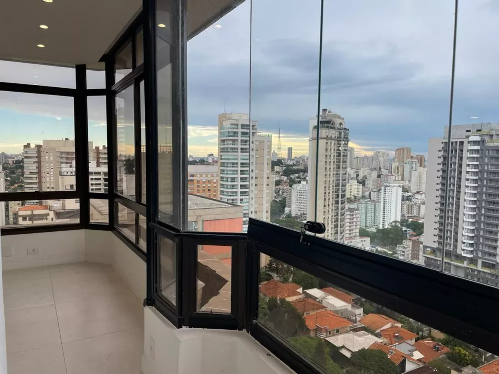 Apartamento para alugar com 3 quartos, 110m² - Foto 3